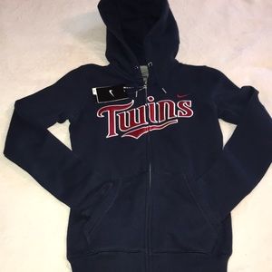 🚨🔥New Nike Women’s MLB Twins Hoodie🔥🚨